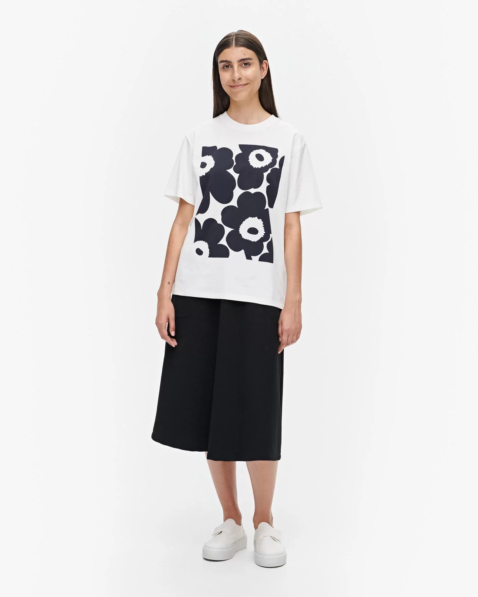 Marimekko Liuske Unikko Placement T-Shirt, Navy