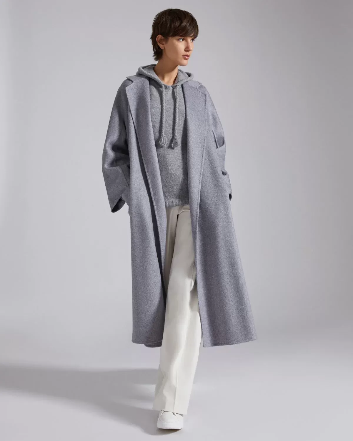 Max Mara Labbro Relaxed-Fit Cashmere Coat In Light Grey