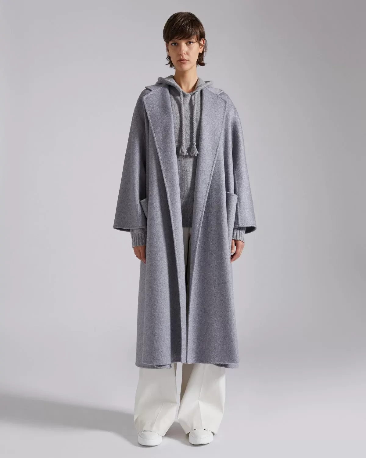 Max Mara Labbro Relaxed-Fit Cashmere Coat In Light Grey