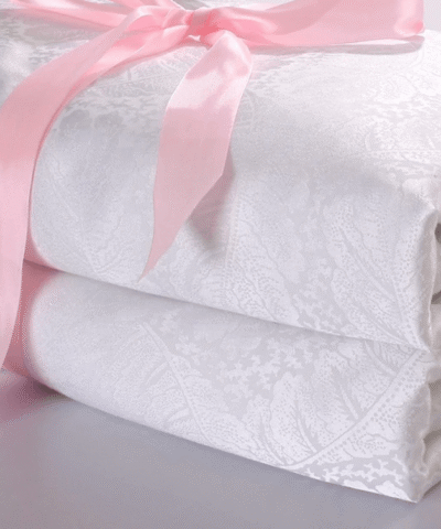 100% Mulberry Silk Comforter