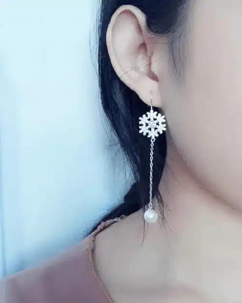 StrollGirl 925 Sterling Silver Long Snowflake Earrings