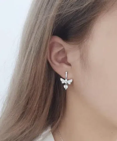 StrollGirl 925 Sterling Silver Cubic Zirconia Bee Stud Earrings