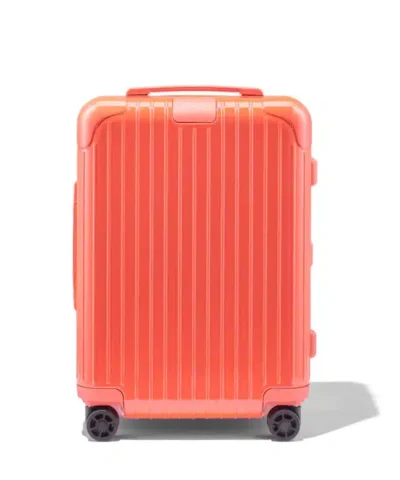 Kai Ilian Essential Cabin