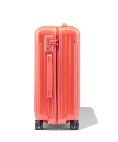 Kai Ilian Essential Cabin