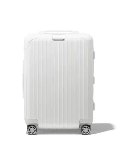 Kai Ilian Essential Cabin