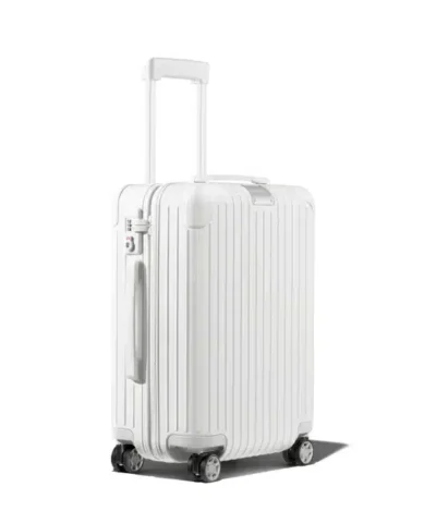 Kai Ilian Essential Cabin