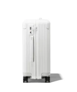 Kai Ilian Essential Cabin