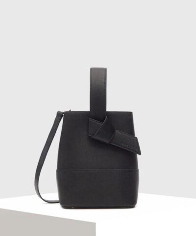 OSTKAKA Lycka 23 Cow Leather Bucket Bag