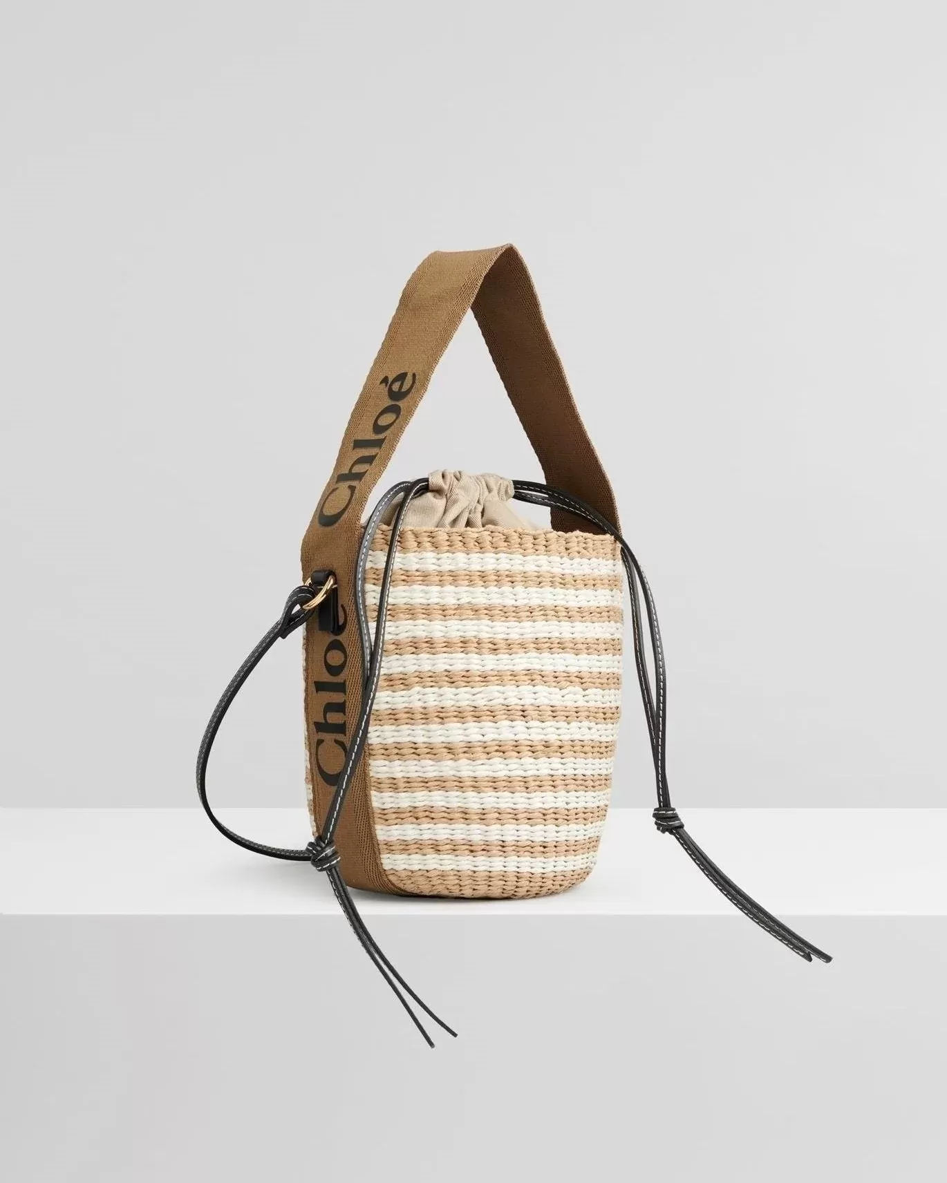 Chloe Small Woody Basket Crossbody