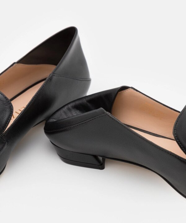 Stuart Weitzman Mickee Chain Square-Toe Leather Loafers