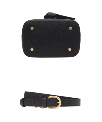 OSTKAKA Lycka 23 Cow Leather Bucket Bag