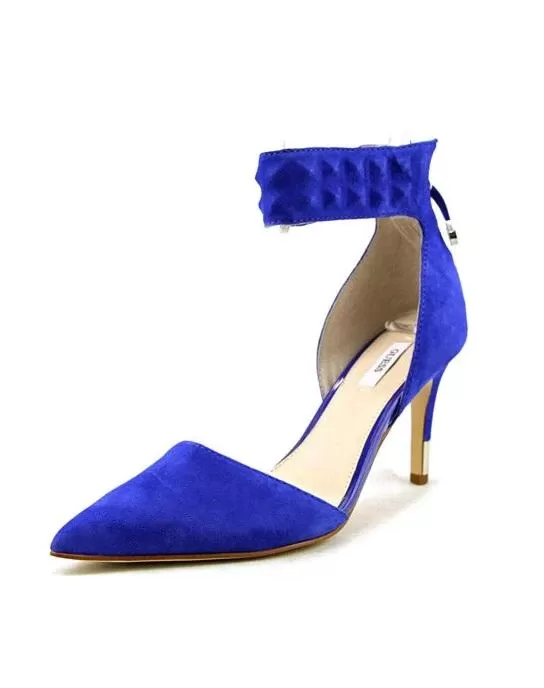 Guess Evanne Pointed Toe Pumps