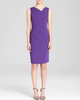 Moschinov-neckline sleeveless dresses. Purple