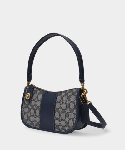 Coach Swinger Bag In Signature Jacquard