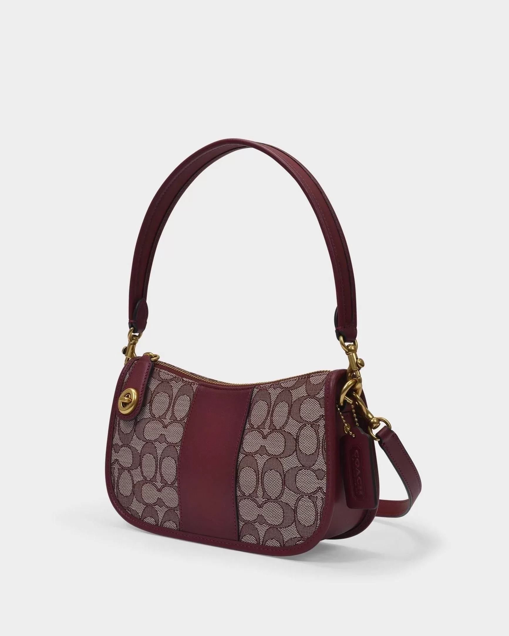 Coach Swinger Bag In Signature Jacquard