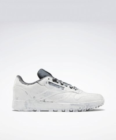 Maison Margiela x Reebok Bianchetto Classic Leather Tabi Sneakers