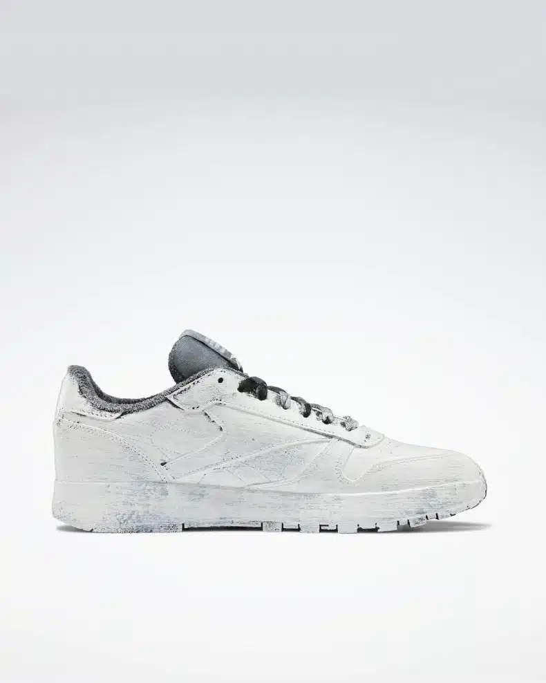 Maison Margiela x Reebok Bianchetto Classic Leather Tabi Sneakers