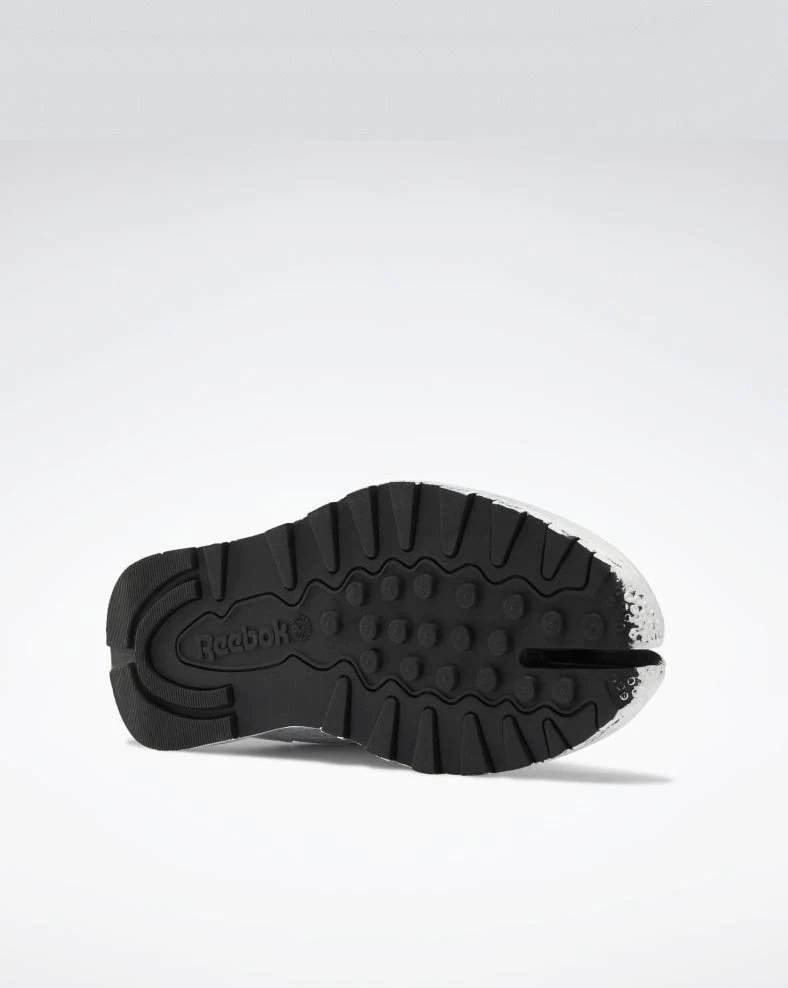 Maison Margiela x Reebok Bianchetto Classic Leather Tabi Sneakers