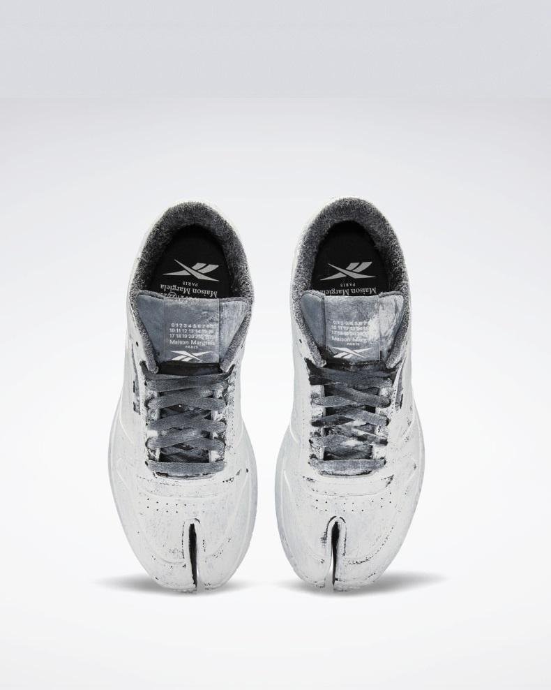 Maison Margiela x Reebok Bianchetto Classic Leather Tabi Sneakers
