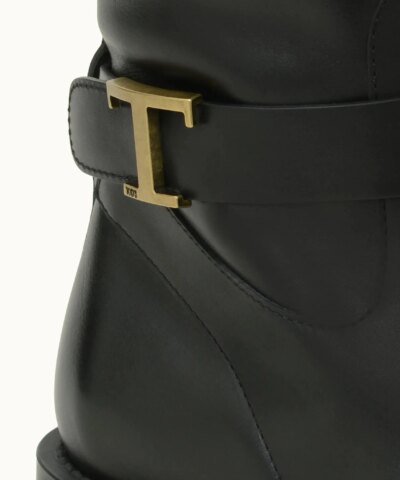 Tod's Timeless Boots In Leather - Black