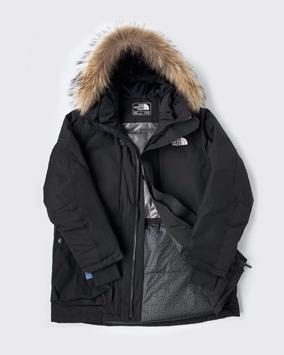 The North Face Men's New Outerboroughs Jacket