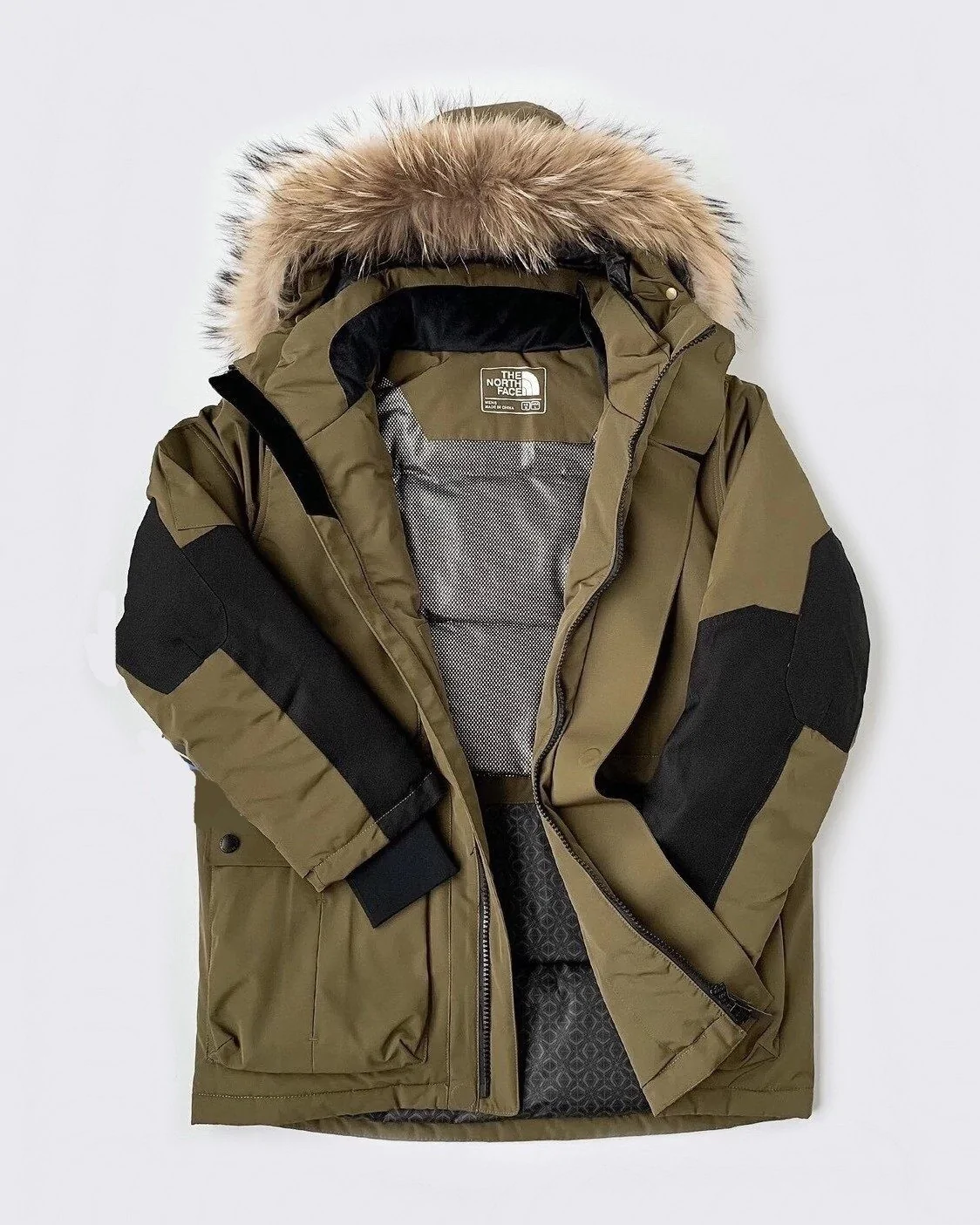 The North Face Men's New Outerboroughs Jacket