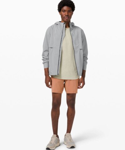 lululemon Men's Outpour Shell