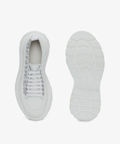 Alexander McQueen Tread Slick Lace Up in White/silver