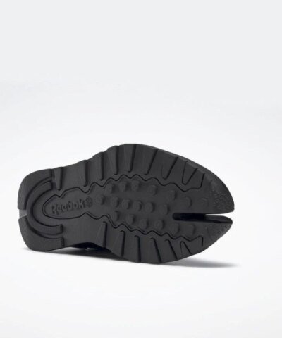 Maison Margiela Classic Leather Tabi Shoes, Black