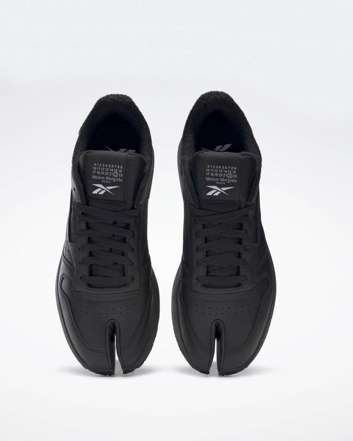 Maison Margiela Classic Leather Tabi Shoes, Black