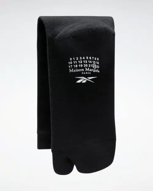 Maison Margiela Classic Leather Tabi Shoes, Black