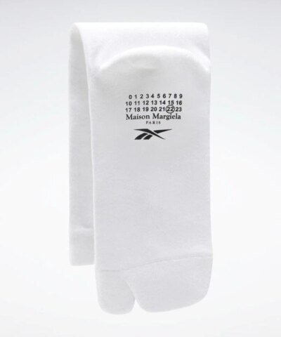 Maison Margiela Classic Leather Tabi Shoes, White