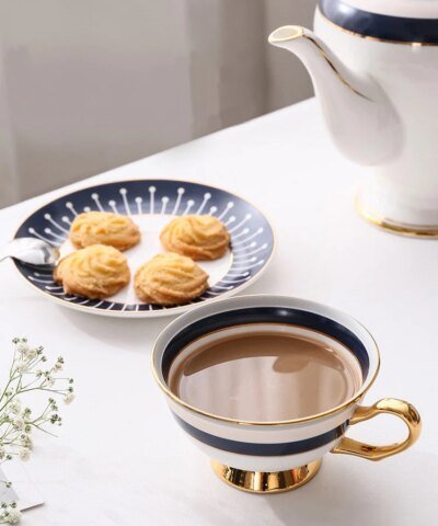 Royal 5 Piece Renaissance Gold Tea Set