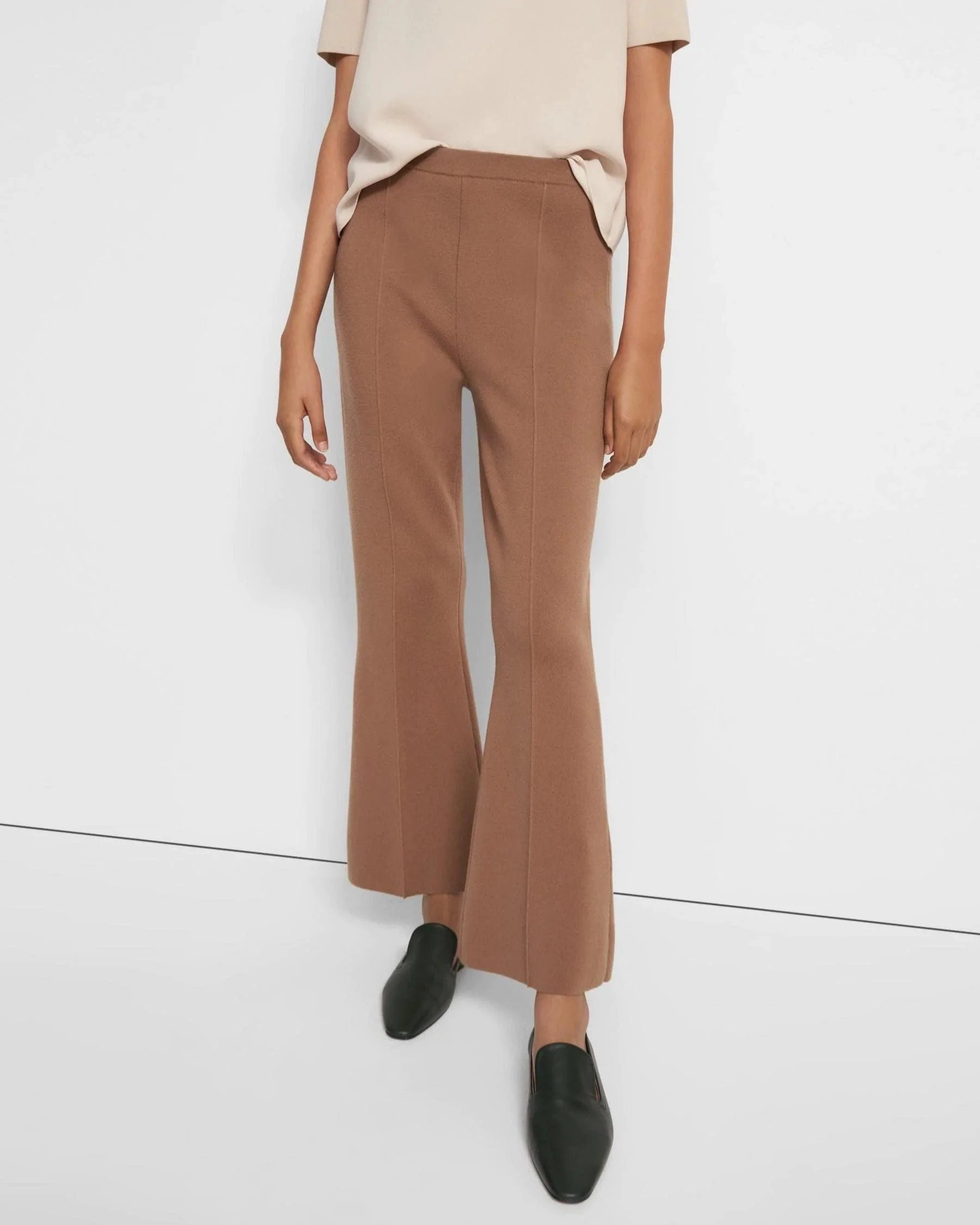 Theory Flare Pant in Empire Wool, Light Camel