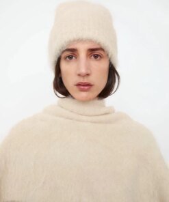 TOTÊME Alpaca Knit Beanie Off-White Melange