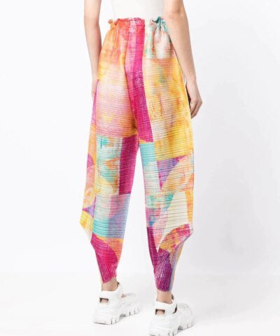 Pleats Please Issey Miyake Geometric-Print Pleated Trousers