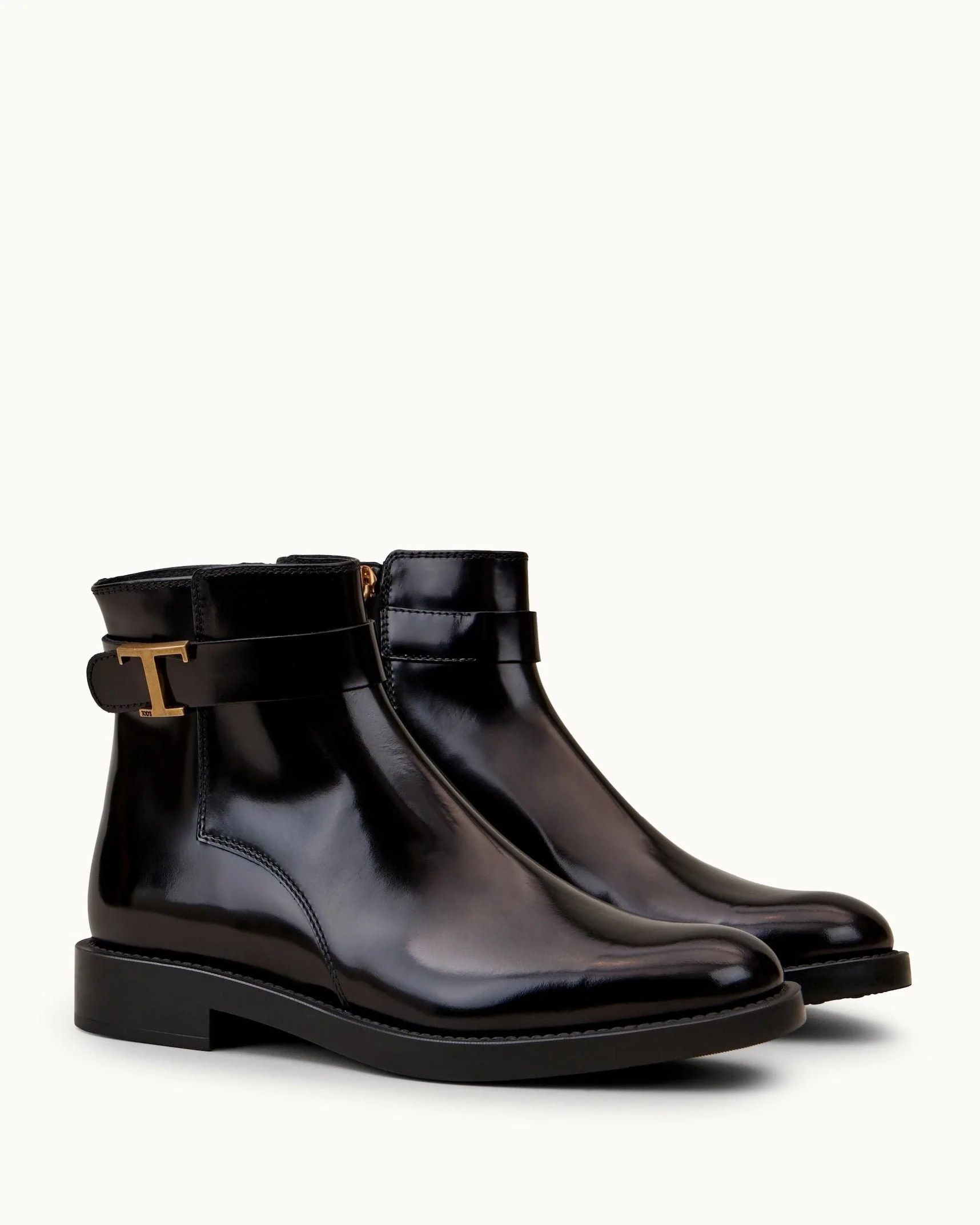 Tod's Timeless Ankle Boots In Leather