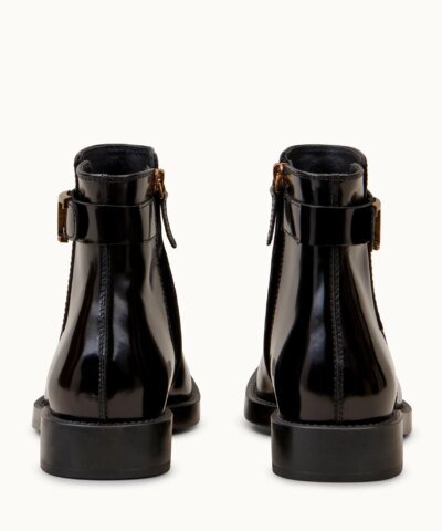 Tod's Timeless Ankle Boots In Leather