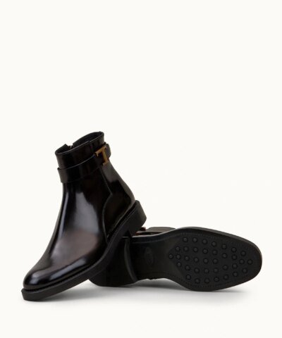 Tod's Timeless Ankle Boots In Leather