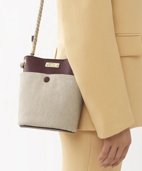 Chloe Small Key Bucket Bag In Linen & Shiny Calfskin