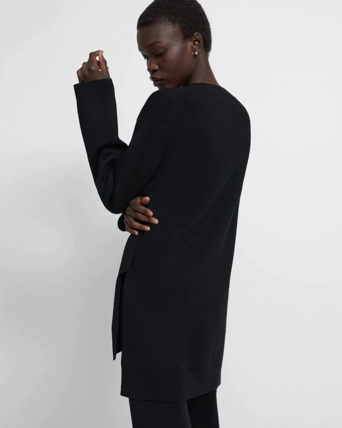 Theory Knit Tunic In Empire Wool, Black
