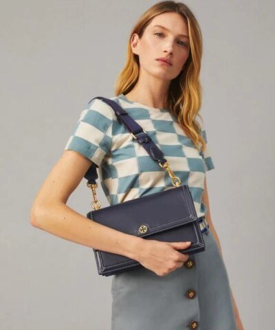 Tory Burch T Monogram Leather Shoulder Bag In Midnight