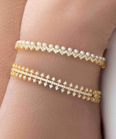 Apm Monaco Adjustable Up And Down Bracelet Whit Pearls