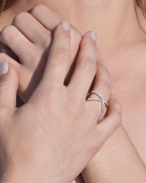 Apm Monaco Silver X-shaped Ring 