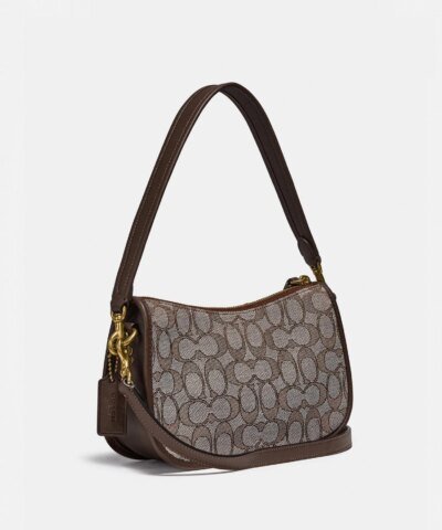 Coach Swinger Bag In Signature Jacquard