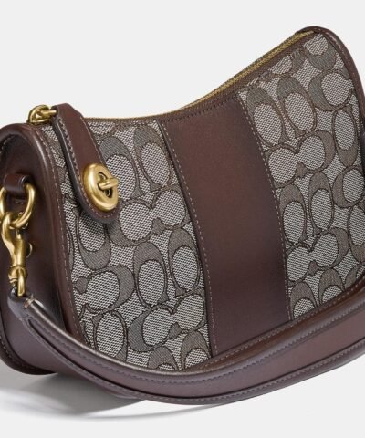 Coach Swinger Bag In Signature Jacquard