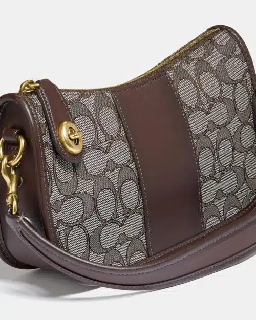 Coach Swinger Bag In Signature Jacquard
