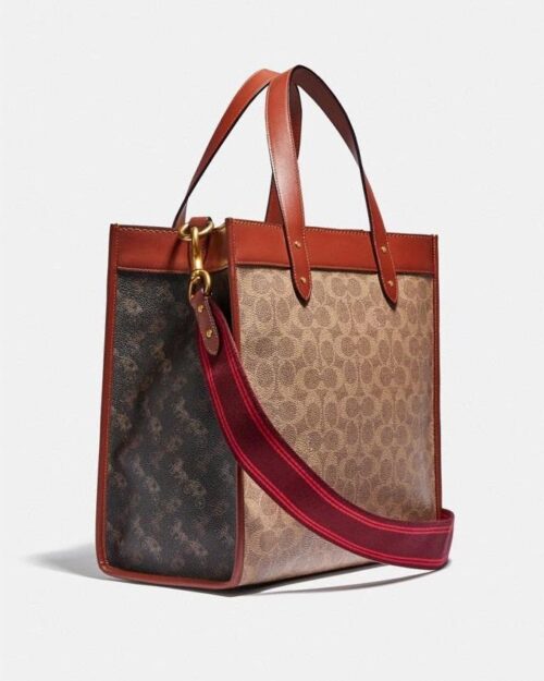 Coach Field Tote In Signature Canvas With Horse And Carriage Print