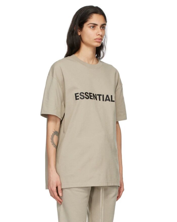 Essentials Boxy T-Shirt Applique Logo Olive/Khaki