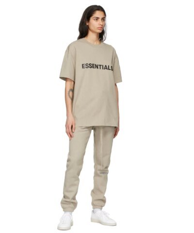 Essentials Boxy T-Shirt Applique Logo Olive/Khaki